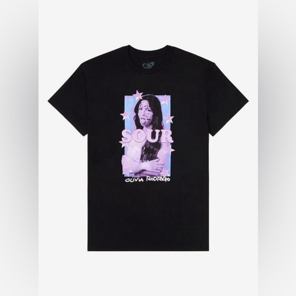 Hot Topic Tops - Olivia Rodrigo Sour Panel Portrait Graphic Tee